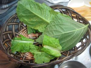lettuce leaves for making tiny wraps